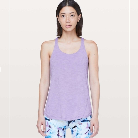 Lululemon Moment to Movement 2-in-1 Tank. - Picture 1 of 9